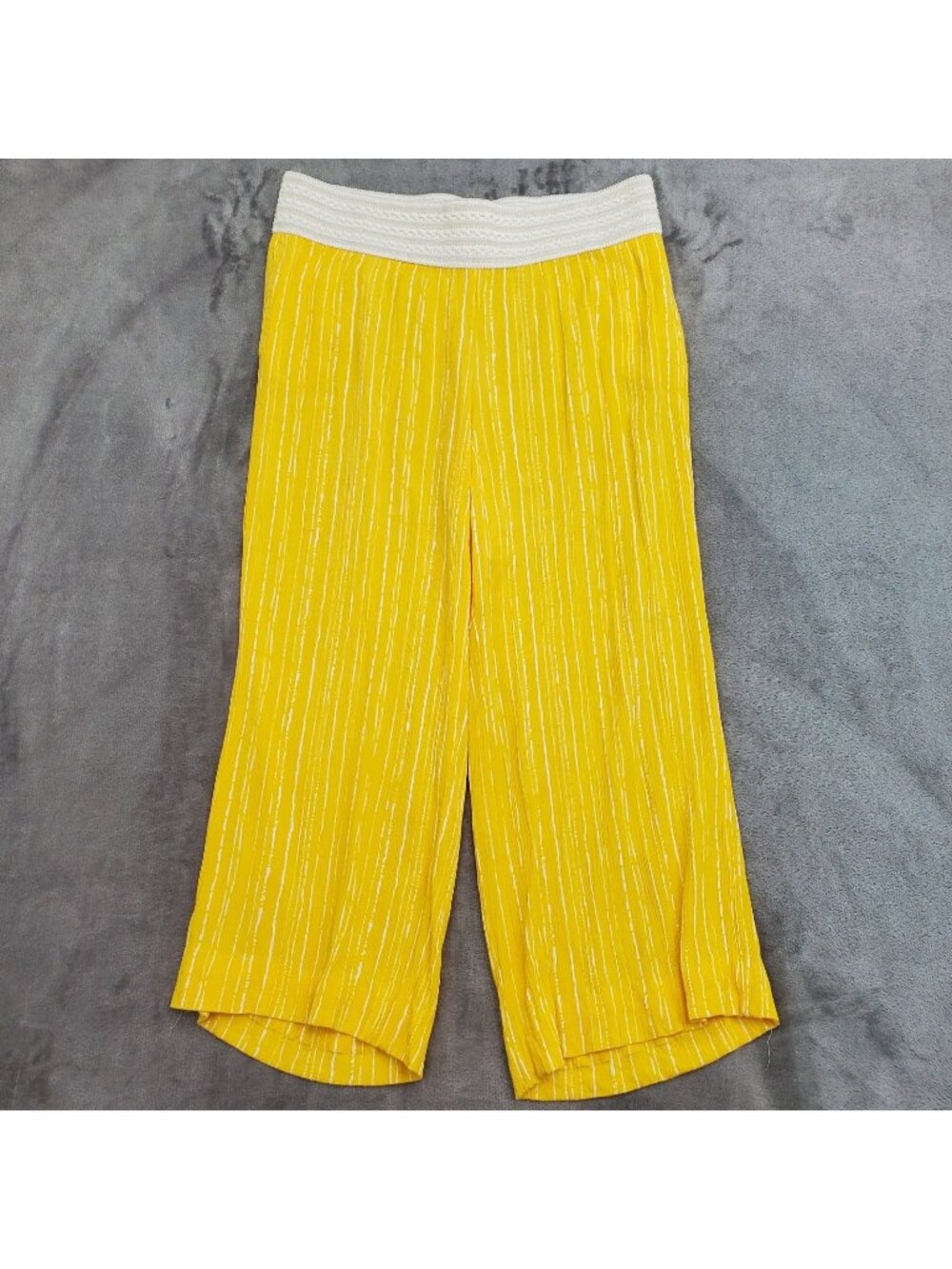 Wide Leg Pants Size 14/16W Pull On Yellow Stripe Elastic Waist Resort Gaucho